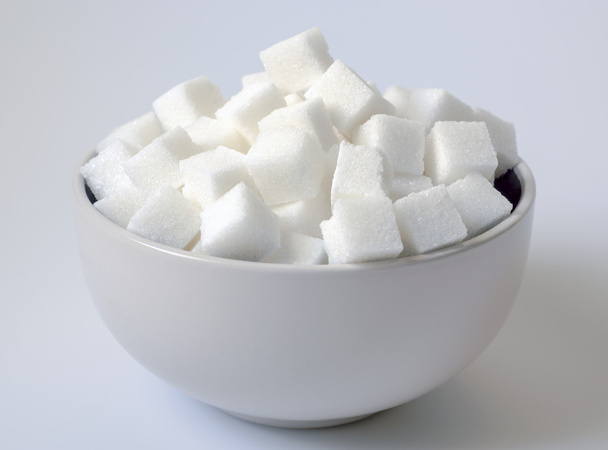 White sugar cubes in the bowl - Foto, imagen