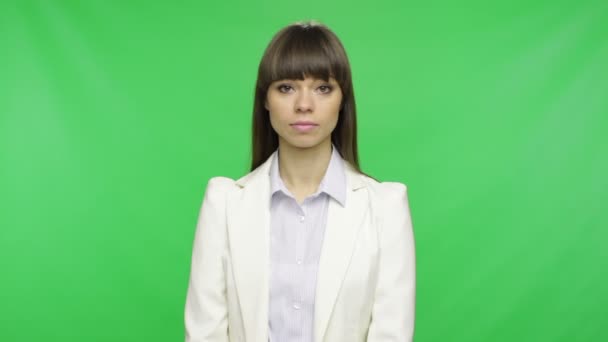Surprised businesswoman - Video