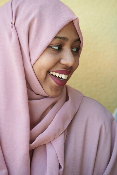 african muslim business woman portrait - Fotó, kép