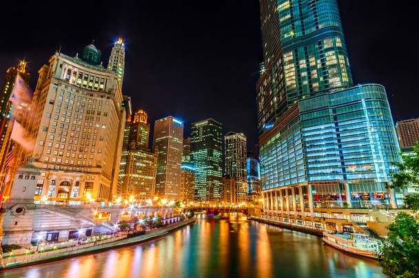 Ночь в Чикаго Ривер
 - Фото, изображение
