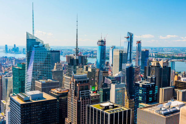 MANHATTAN, ville de New York. Manhattan skyline et gratte-ciel vue aérienne. New York, États-Unis - Photo, image