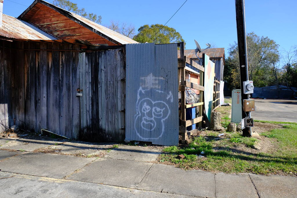 This is the Loose Caboose, a famous bar in Lafayette Louisiana's freetown area. Tons of nostalgia with this place. Known for their 50 cent beers. The place is currently abandoned. - Photo, Image