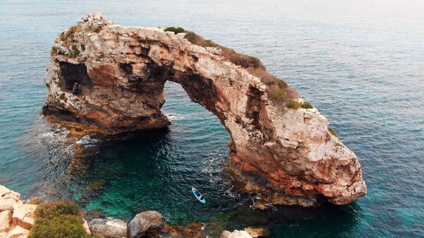  Es Pontas, The big bridge, natural rock arch, Maiorca, Espanha - Foto, Imagem
