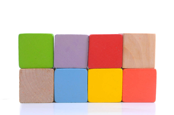 Kolorowe drewniane klocki budowlane - Zdjęcie, obraz