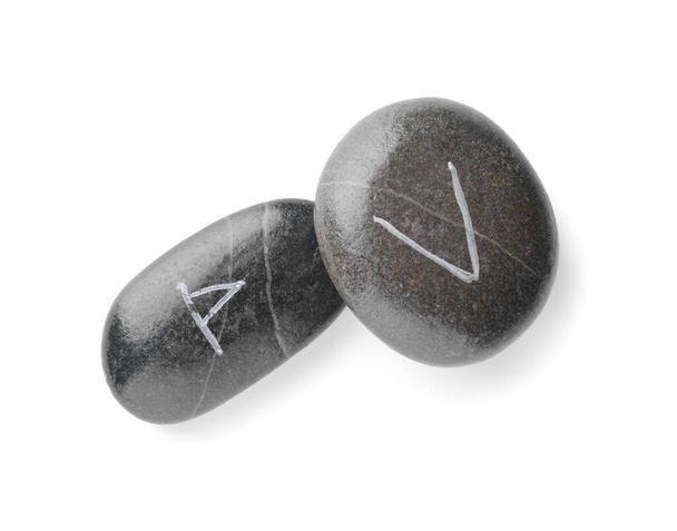 Piedras con runas para adivinar sobre fondo blanco - Foto, Imagen