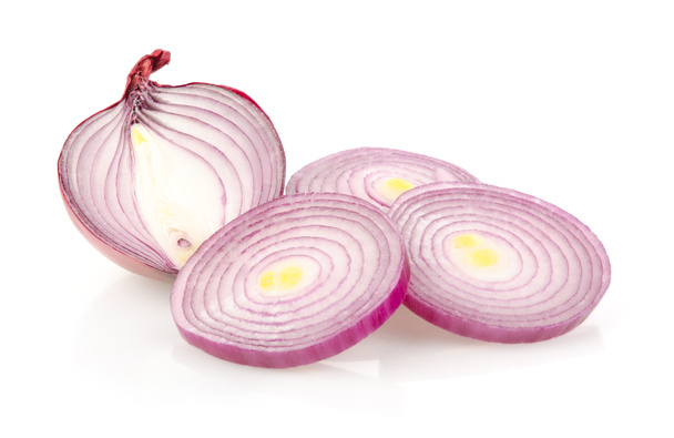 Red Onion Half and Slices on White Background - Foto, Bild