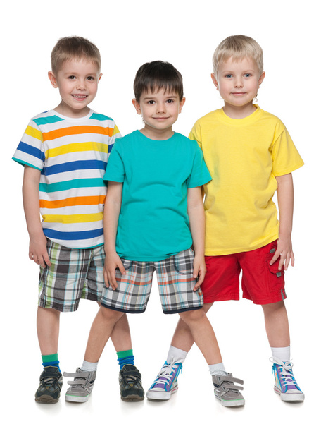 drie mode lachende jongetjes - Foto, afbeelding