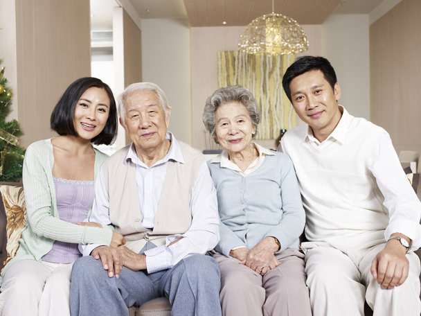 Família asiática
 - Foto, Imagem