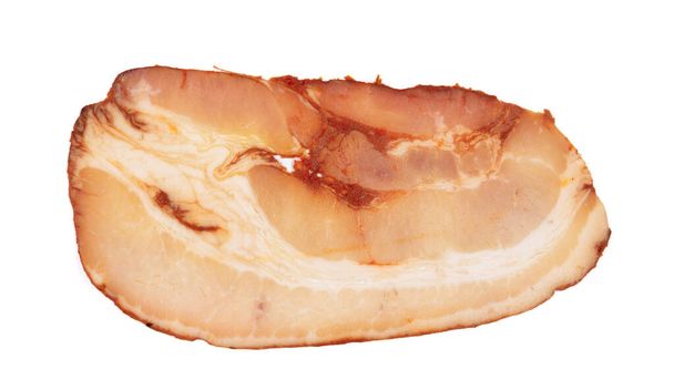 Tranche de bacon assaisonnée crue isolée sur fond blanc - Photo, image