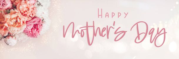 Cartão Feliz Dia das Mães com peônias - Foto, Imagem