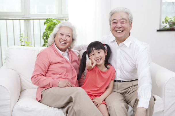 Couple with granddaughter - 写真・画像