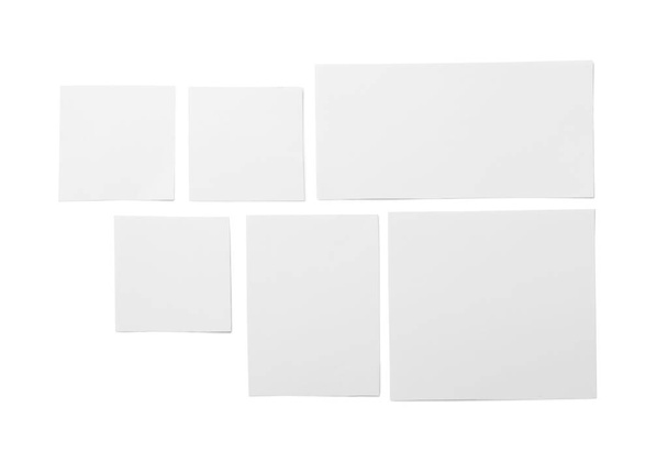 Beyaz arkaplanda boş kağıt kağıtlar - Fotoğraf, Görsel