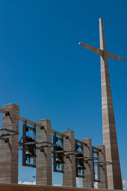 Сан-Джанни Ротондо. Церковь Падре Пио - Фото, изображение