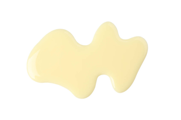 Leche condensada dulce aislada sobre fondo blanco - Foto, imagen