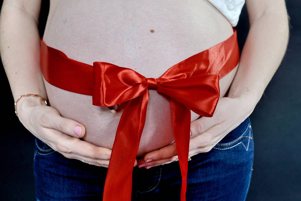  těhotné ženy břicho fotografie - Fotografie, Obrázek