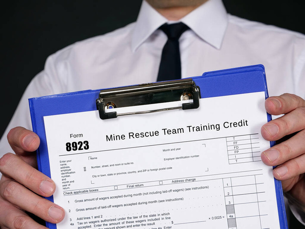 Form 8923 Mine Rescue Team Training Credit - Photo, Image