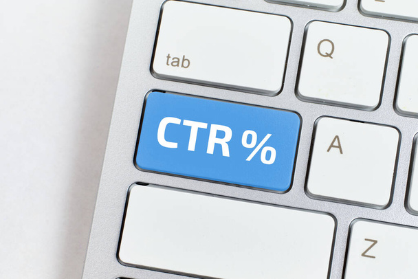Click through rate CTR es una métrica para el rendimiento publicitario. - Foto, imagen