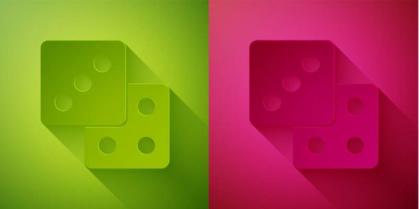 Řez papíru Hra kostky ikona izolované na zeleném a růžovém pozadí. Hazard v kasinu. Papírový styl. Vektor. - Vektor, obrázek