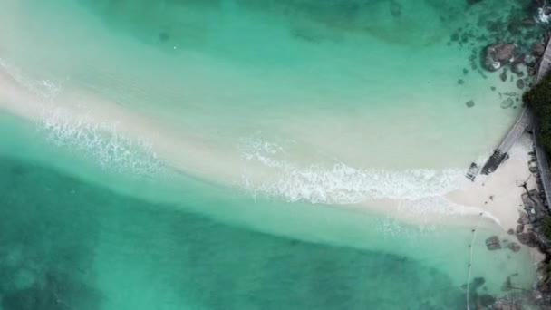 サムイ島、タオ島、タイ、東南アジアのコ・ナン・ユアンの空中写真 - 映像、動画