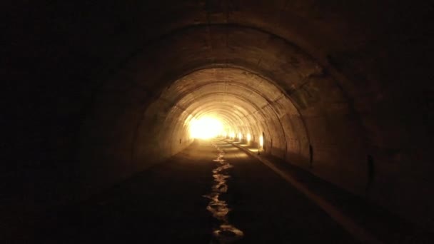 In the middle of an abandoned road tunnel - Footage, Video