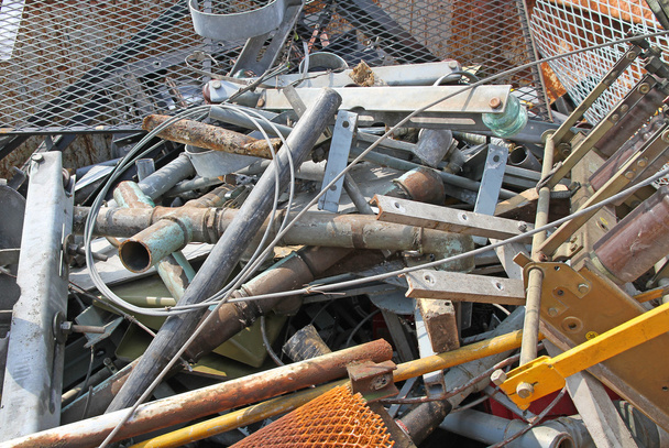 廃棄物の埋め立て地鉄系材料の - 写真・画像