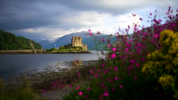 Eilean Donan castle Loch Duich Scottish Highlands Escócia - Filmagem, Vídeo