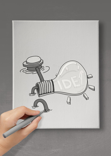 mão lâmpada desenhada com palavra IDEA na placa de lona escura como Cre
 - Foto, Imagem