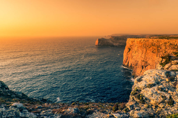 Rocky coast of Atlantic ocean in Cape St. Vincent, Algarve, Portugal. - Fotografie, Obrázek