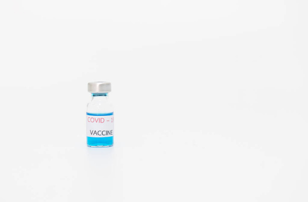 Covid-19 vaccine in laboratory,Coronavirus or Covid-19 outbreak concept - Фото, зображення