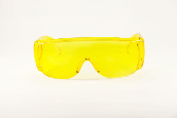 Herramientas de gafas aisladas sobre fondo blanco
 - Foto, Imagen
