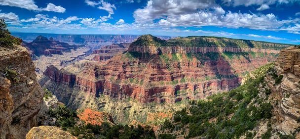 Grand Canyon Nationalpark vom Nordrand aus gesehen, am Bright Angel Point - Foto, Bild