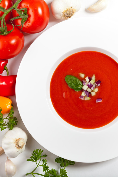 Sopa de tomate fresco
 - Foto, imagen
