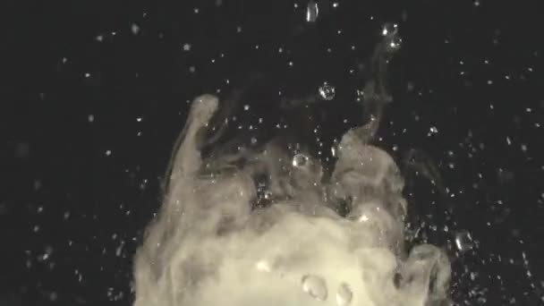 Smoke on a black background. The mystical fog. The footage, the texture of the smoke. Equalizer, video effect. Contemplation, meditation. Air pollution, gas. Climatic processes. Chemical experiments.  - Filmmaterial, Video