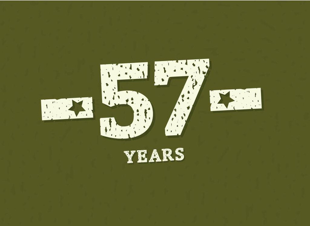 57 anos de aniversário com distintivo militar, padrão grunge. Projeto do exército com estrela sobre fundo camuflagem verde. Vetor perfeito para qualquer etiqueta militar, cartazes e força armada etc.. - Vetor, Imagem
