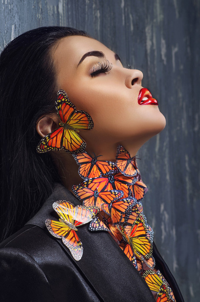 Woman with butterflyes - Foto, Imagem