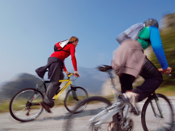 άνδρες ποδήλατο βουνού - Φωτογραφία, εικόνα
