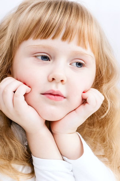 Pensive little girl - Fotó, kép