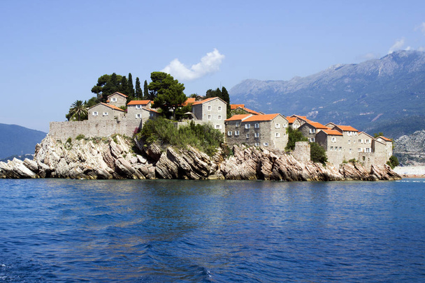 Sveti Stefan építészet Montenegró - Fotó, kép
