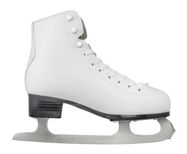 Bota de patinaje sobre hielo de cuero blanco isoated sobre un fondo blanco - Foto, imagen