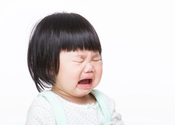 アジアの小さな女の子は泣いています。 - 写真・画像