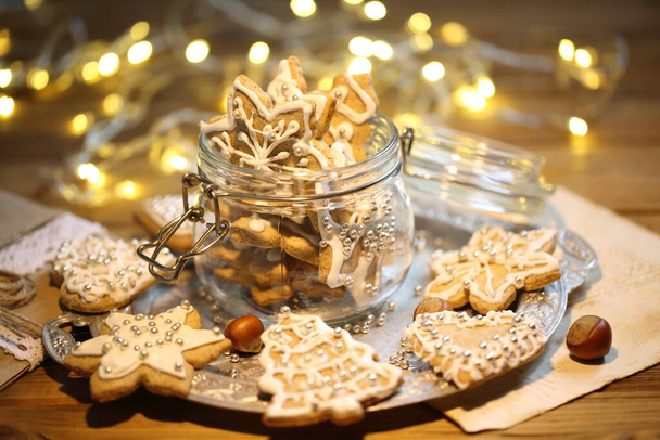 Gingerbread cookie with white icing - Foto, Imagem