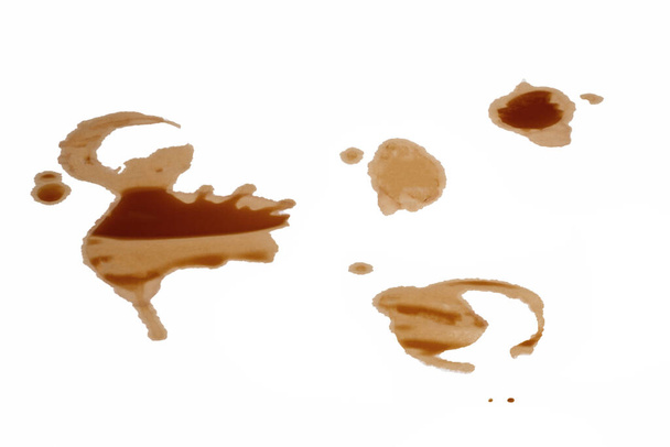 Manchas de café aisladas sobre fondo blanco. Vista superior.  - Foto, Imagen