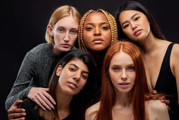 portrait of confident diverse women looking at camera - Photo, Image