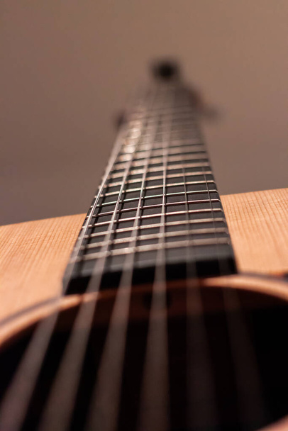 Kytara se zaměřením na své struny - Fotografie, Obrázek