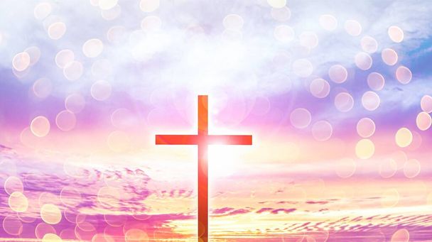 La croix de Dieu dans les rayons du soleil. Contexte des religions - Photo, image
