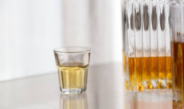 Licores alcohólicos y bebidas concepto de fondo, con espacio para copias - Foto, Imagen