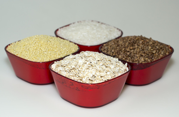 gierst, witte rijst, gerst en haver - Foto, afbeelding