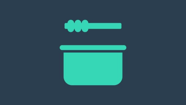 Cubo de Sauna turquesa y cucharón icono aislado sobre fondo azul. Animación gráfica de vídeo 4K - Metraje, vídeo