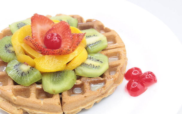 Waffle tropical, ideal para personas que quieran comer algo mas saludable  - Zdjęcie, obraz