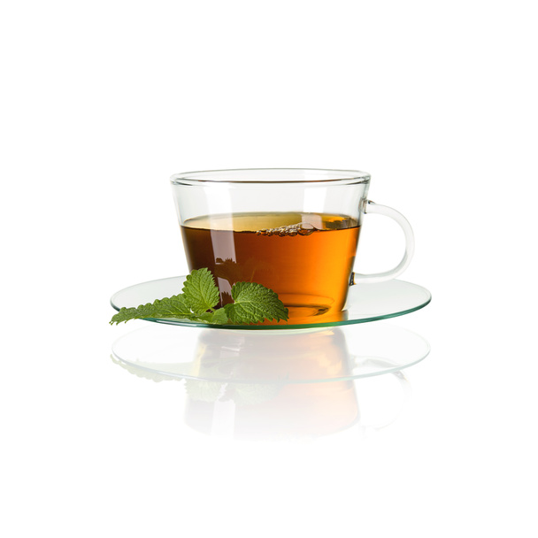 Mint thee glas drinken pepermunt theekopje geïsoleerd warme drank warm knipsel aroma stoom - Foto, afbeelding